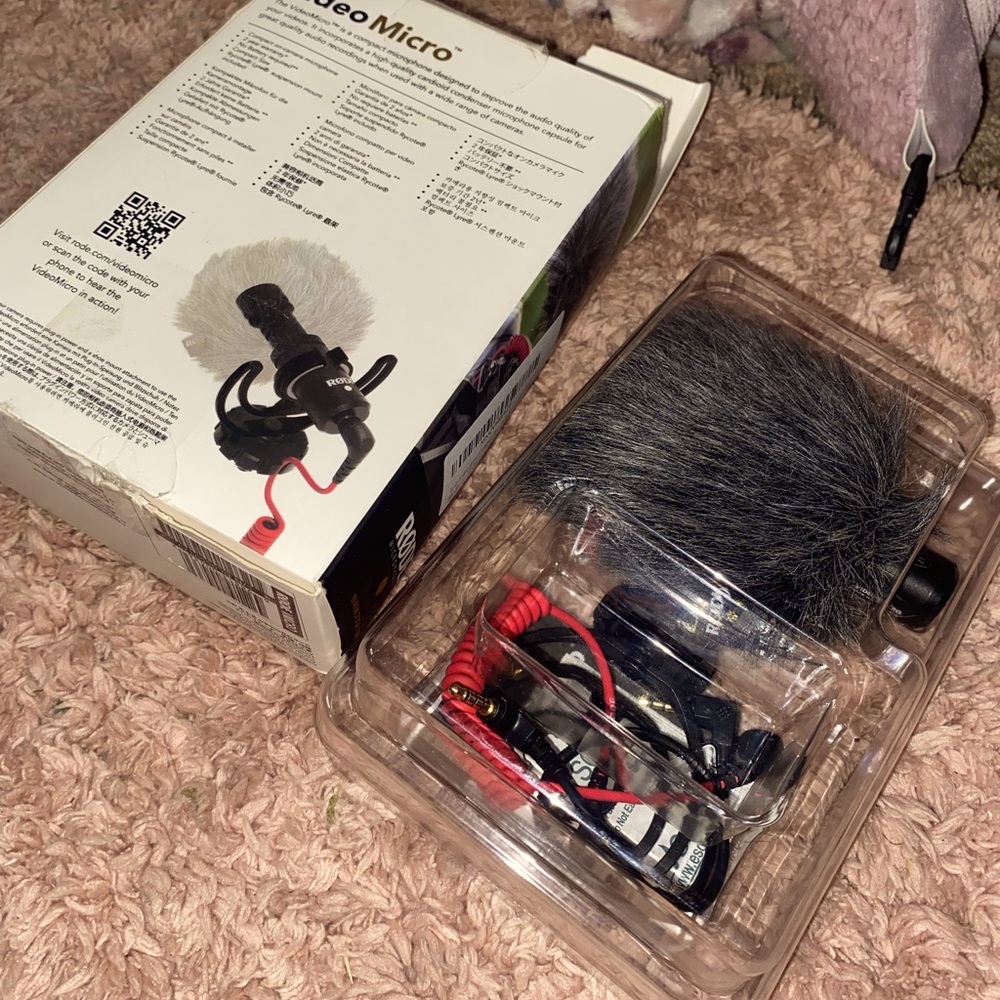 Microphone